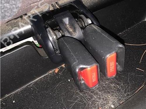 seat-buckle-toyota-iq-_j1_-2008-2009-2010-2011-2012-2013-2014-2015-29135455 main image