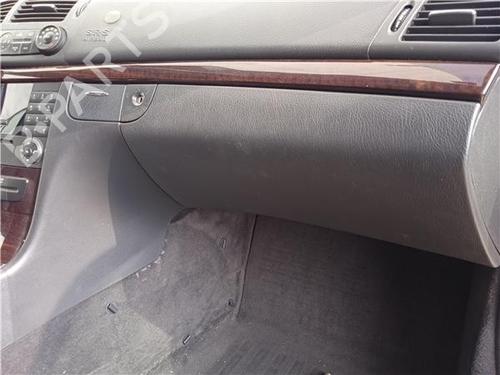 Hanskerom MERCEDES-BENZ E-CLASS (W211) E 320 CDI (211.022) (224 hp) 22216299