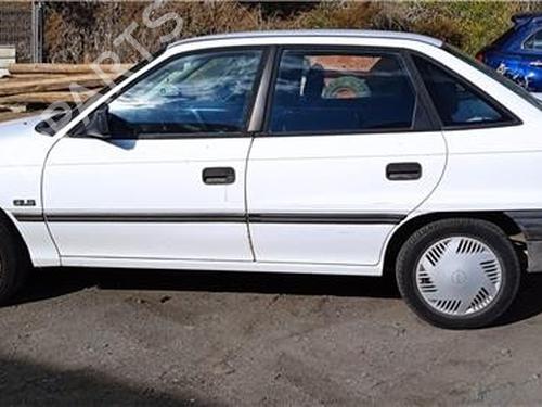 Throttle body OPEL ASTRA F Saloon (T92)  | BP19131837M82 