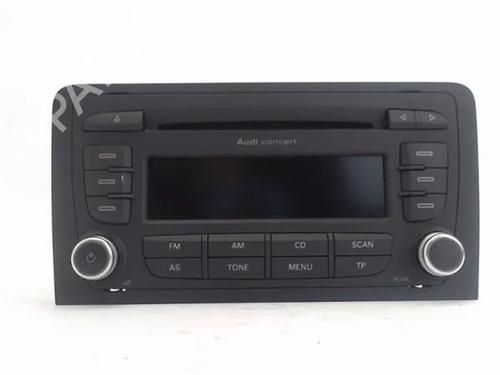 Used Radio AUDI A3 (8P1) [2003-2013]  13043804