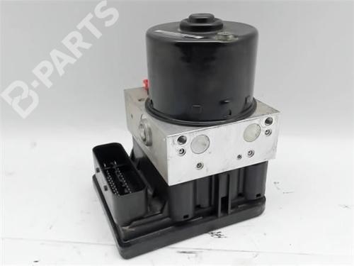 Used ABS pump OPEL ZAFIRA / ZAFIRA FAMILY B (A05) 1.7 CDTI (M75) (125 hp) 10138560