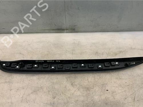 Door moulding trim PEUGEOT 2008 I (CU_) 1.6 VTi | BP16424320C150 