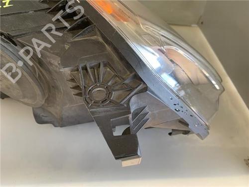 Left headlight CITROËN C3 Picasso (SH_) 1.6 HDI 90 | BP32059845C28 
