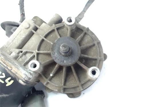 Front wiper motor CHRYSLER VOYAGER / GRAND VOYAGER III (GS_, NS_) 3.8 i AWD | BP13252676M29 
