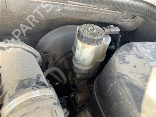 brake-master-cylinder-peugeot-407-coupe-6c_-2005-29259772 main image