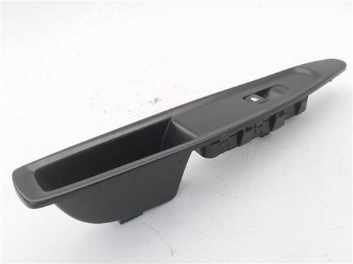 Used Right front window switch CITROËN C4 I (LC_) 1.4 16V (88 hp) 31575138