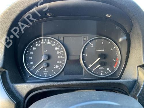 Instrument cluster BMW 3 (E90) 330 d | BP32418702C47