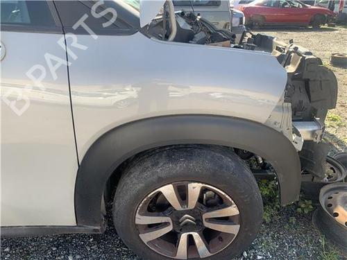 right-front-fenders-citroen-c3-aircross-ii-2r_-2c_-2017-29254730 main image
