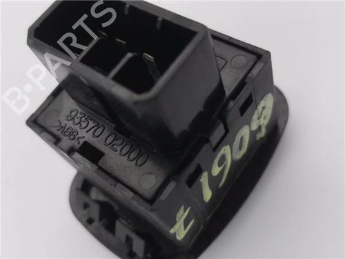 Left front window switch HYUNDAI ATOS (MX)  | BP29574452I27 