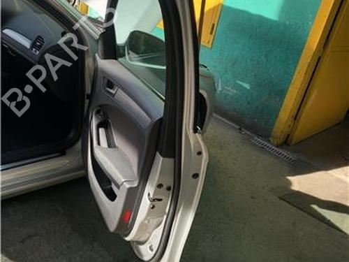 Right front door AUDI A4 B8 Avant (8K5) 2.0 TDI | BP32418433C3 