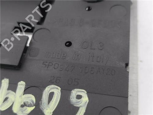 Interior roof light SEAT LEON (1P1) 1.9 TDI | BP32656718I8 