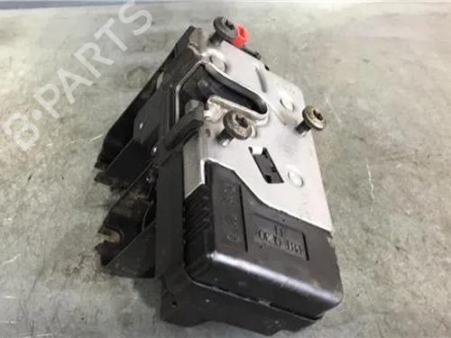 Venstre bagtil lås OPEL VECTRA C (Z02) 2.2 DTI 16V (F69) (125 hp) 11362718