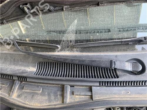 front-windshield-wiper-arm-toyota-iq-_j1_-2008-2009-2010-2011-2012-2013-2014-2015-29135375 main image