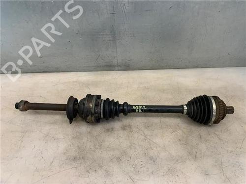 Used Right front driveshaft VW TRANSPORTER T4 Bus (70B, 70C, 7DB, 7DK, 70J, 70K, 7DC, 7DJ) [1990-2004]  25718997