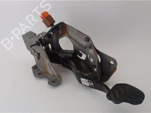Clutch pedal NISSAN QASHQAI II (J11, J11_)  | BP25009978I13 