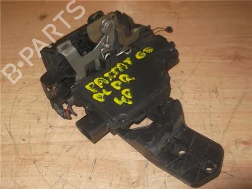 Used Front right lock VW PASSAT B5 (3B2) 2.5 TDI (150 hp) 12121058