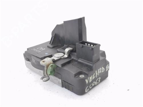 Used Front left lock OPEL VECTRA B Hatchback (J96) 1.8 i 16V (F68) (125 hp) 29259832