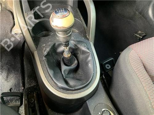 Used Gear lever SEAT ALTEA (5P1) 2.0 TDI 16V (140 hp) 33220243