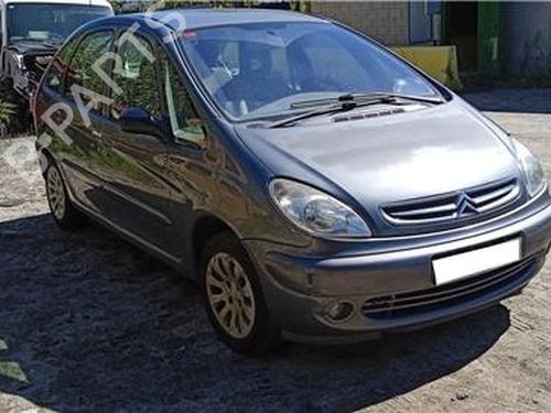 Left headlight CITROËN XSARA PICASSO (N68) 2.0 HDi | BP22339121C28 