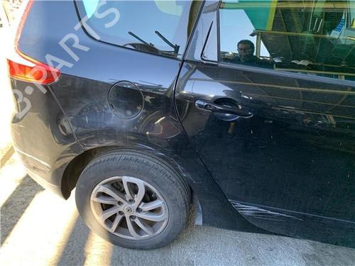 Used Fuel pump Fuel pump 32418198 32418198