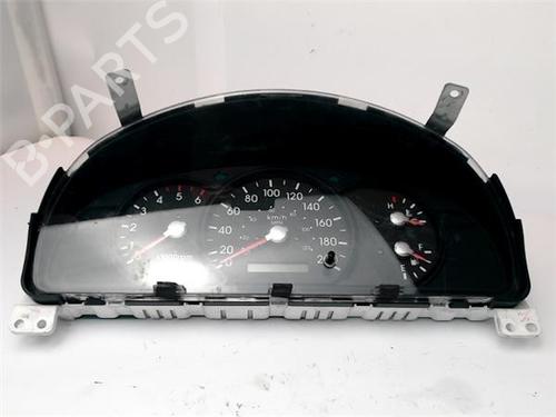 Used Instrument cluster KIA SORENTO I (JC) [2002-2011]  12111939