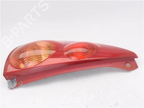 Left taillight PEUGEOT 107 (PM_, PN_) 1.4 HDi | BP29251222C34 