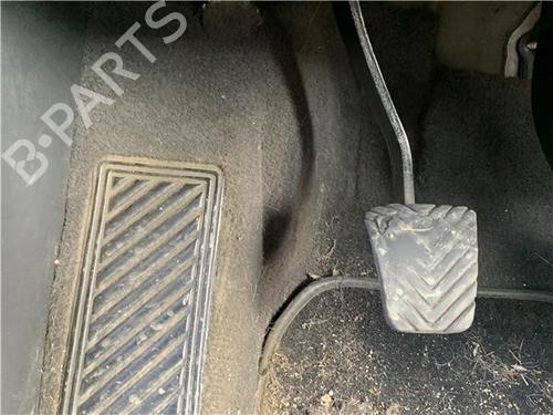 Used Clutch pedal Clutch pedal KIA SPORTAGE II (JE_, KM_) 2.0 CRDi 4WD (140 hp) 33729544 33729544