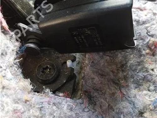 seat-buckle-opel-corsa-d-s07-2006-2007-2008-2009-2010-2011-2012-2013-2014-2015-23841542 main image