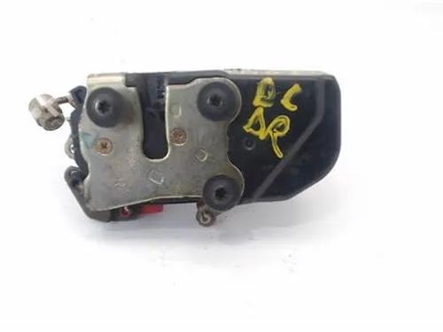 Used Front right lock CHRYSLER VOYAGER IV (RG, RS) [1999-2008]  27436369