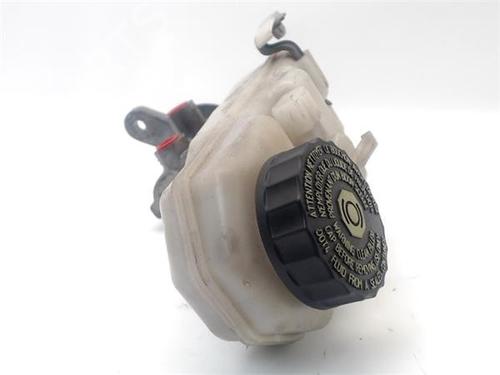 Maître-cylindre TOYOTA AURIS (_E15_) 2.0 D-4D (ADE150_, ADE150R) | BP25718900M77 