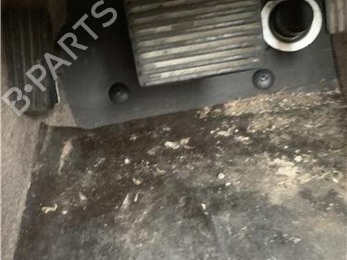 Used Break pedal JAGUAR XJ (XJ40, XJ81) [1986-1995]  32419085