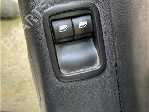 Left front window switch CITROËN C3 III (SX) 1.2 VTi 82 | BP33288040I27 - Image 9