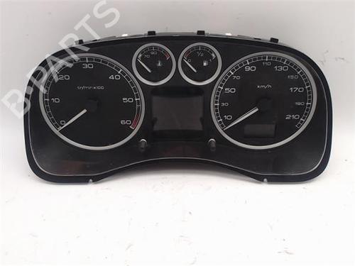 Used Instrument cluster PEUGEOT 307 SW (3H) 2.0 HDI 90 (90 hp) 15831921