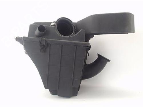 Used Air filter box BMW Z3 Roadster (E36) 1.9 i (118 hp) 30183057