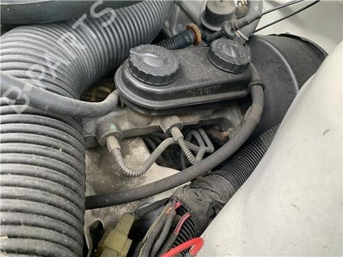 Brake master cylinder CHRYSLER LE BARON Coupe 3.0 i V6 | BP32418893M77