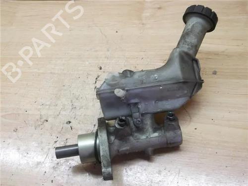 Used Brake master cylinder RENAULT CLIO III (BR0/1, CR0/1) 1.5 dCi (C/BR0G, C/BR1G) (68 hp) 12120251