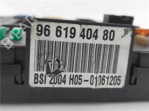 Fuse box CITROËN C4 I (LC_) | BP32162170E1