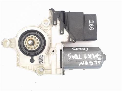 Rudehejsemotor bagstkærm højre SEAT LEON (1M1)  | BP14343501E22 