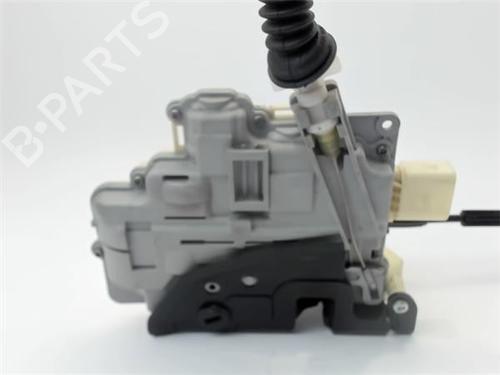 Rear left lock VW PASSAT B6 (3C2) 2.0 TDI 16V | BP14345737C100 