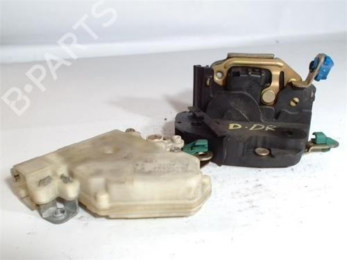 Used Front right lock NISSAN ALMERA TINO (V10) 2.2 dCi (115 hp) 11363589