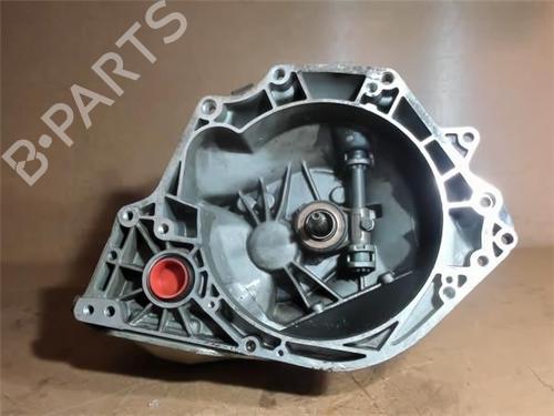 Used Gearbox OPEL CORSA C (X01) [2000-2009]  13643508