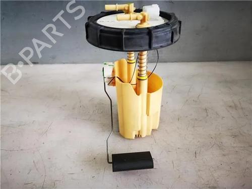 Used Fuel pump RENAULT CLIO III (BR0/1, CR0/1) 1.5 dCi (BR17, CR17) (86 hp) 12138187