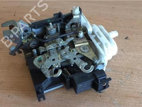 Venstre foran lås AUDI A4 B5 (8D2) 1.6 (100 hp) 12596951