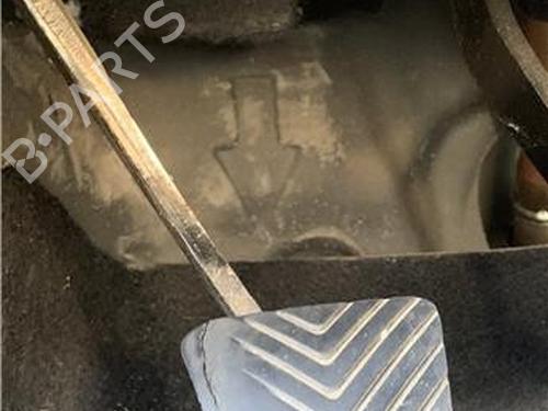 Used Clutch pedal KIA CEE'D SW (ED) 2.0 (143 hp) 32417621