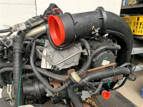 Engine CITROËN C5 III Break (RW_) 2.0 HDi 140 | BP24338698M1 - Image 8