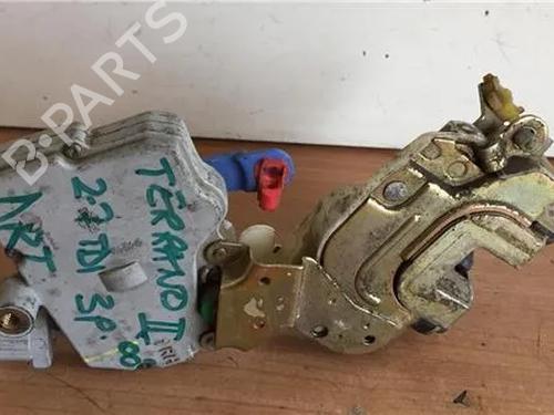 Used Front right lock NISSAN TERRANO II (R20) [1992-2007]  13043404