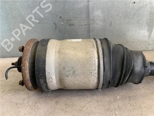 Right rear shock absorber LAND ROVER DISCOVERY III (L319) 2.7 TD 4x4 | BP25977328M19 