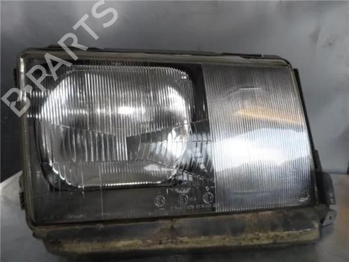 Used Right headlight MERCEDES-BENZ 124 Saloon (W124) [1984-1993]  11341427