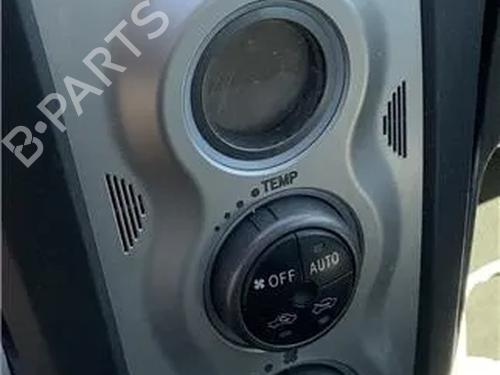 climate-control-toyota-yaris-_p9_-2005-2006-2007-2008-2009-2010-2011-2012-2013-2014-26445939 main image