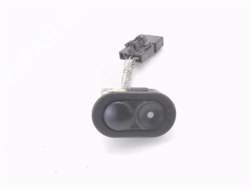 Used Left front window switch OPEL CORSA B (S93) [1993-2009]  30135409